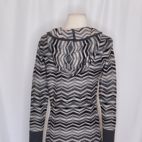 PRANA Meryl Hooded Sweater Dress Gray Chevron Stripes Knit Hoodie Medium - Picture 10 of 16